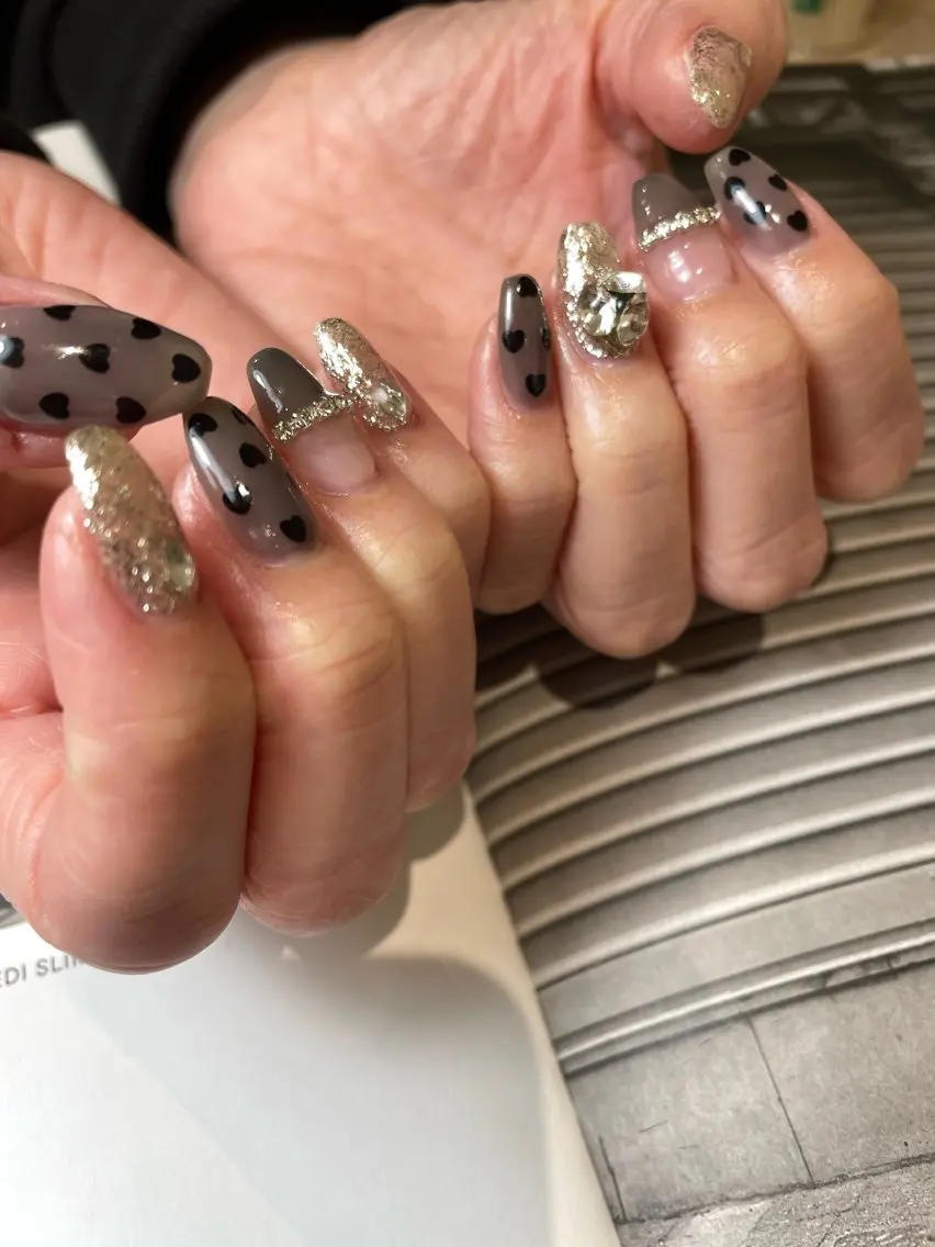 ネイル キラキラネイル nail atelier Kのネイルデザイン