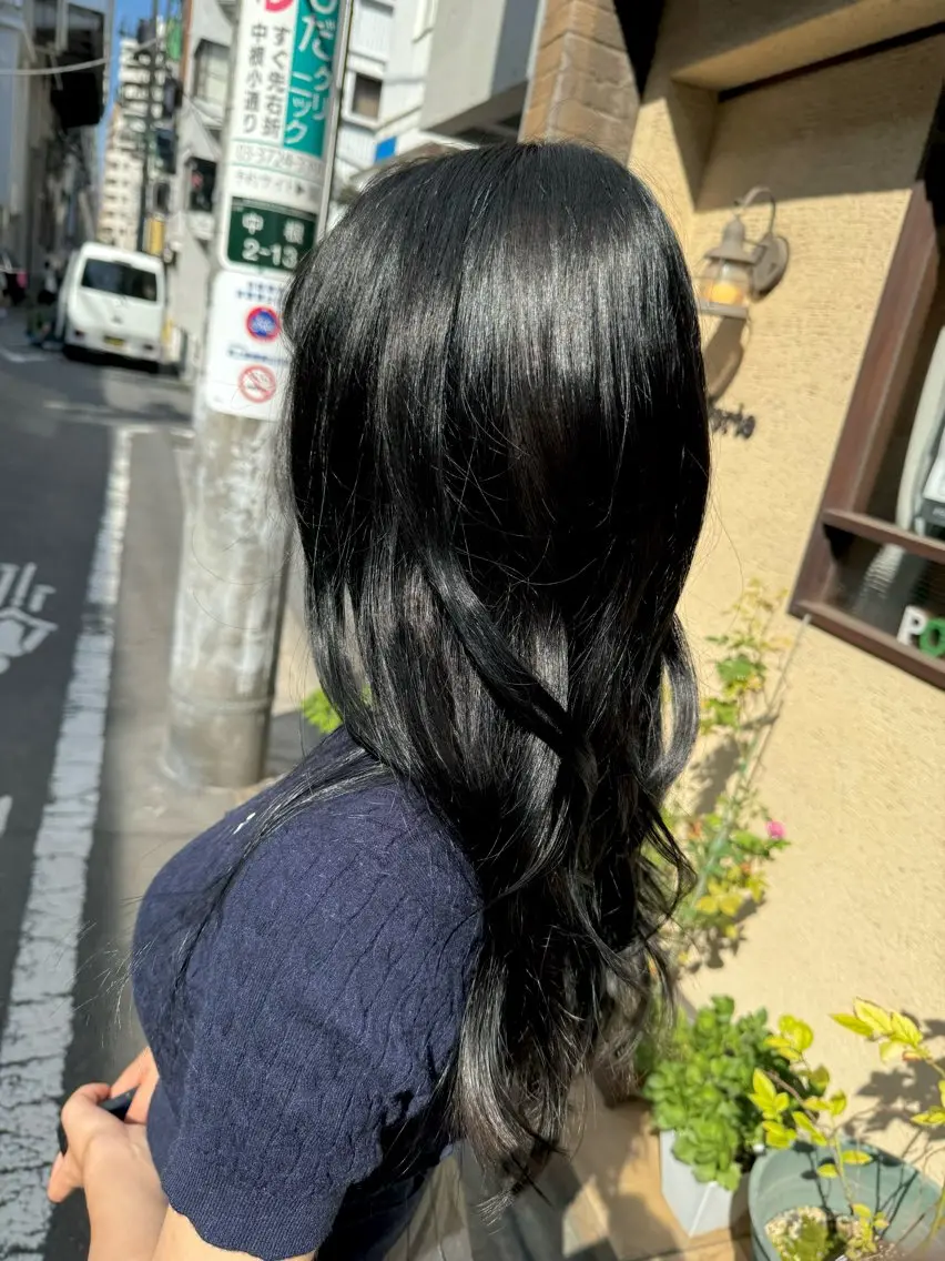 カラー 黒髪 ブルーカラー ブルーブラック メンズ/縮毛矯正/ ケアカラー/おざのヘアスタイル