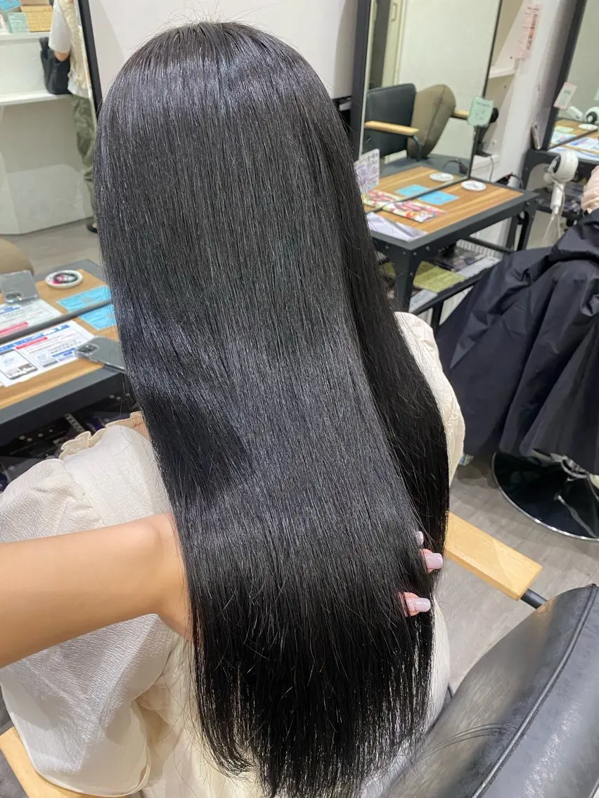 ロング カット ヘアカラー cocotte🌿 amaneのヘアスタイル