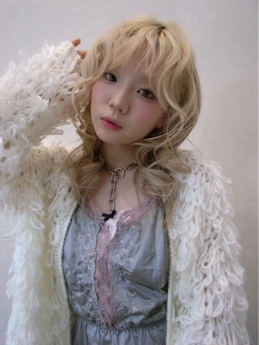 透明感×艶ブリーチ&ダブルカラー+ナノケラチンTR￥18700→￥9900【韓国】の写真