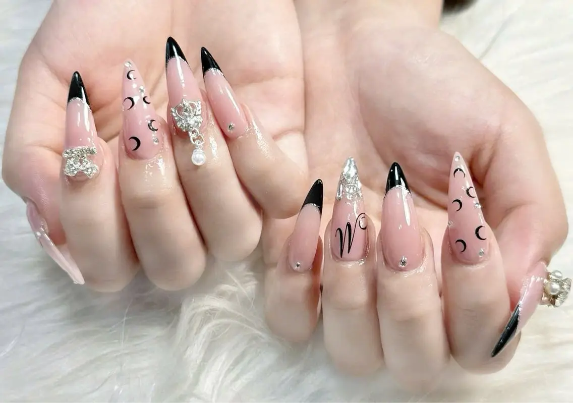 カラー Rin Hana Nailのネイルデザイン