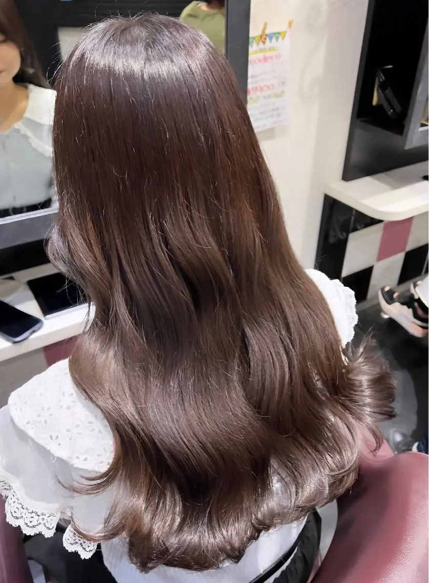 ロング カラー ベージュカラー ブラウンカラー ショコラグレージュ チョコレートブラウン ココアベージュ カット ヘアカラー トリートメント 艶髪 ♡Tomiyaのヘアスタイル