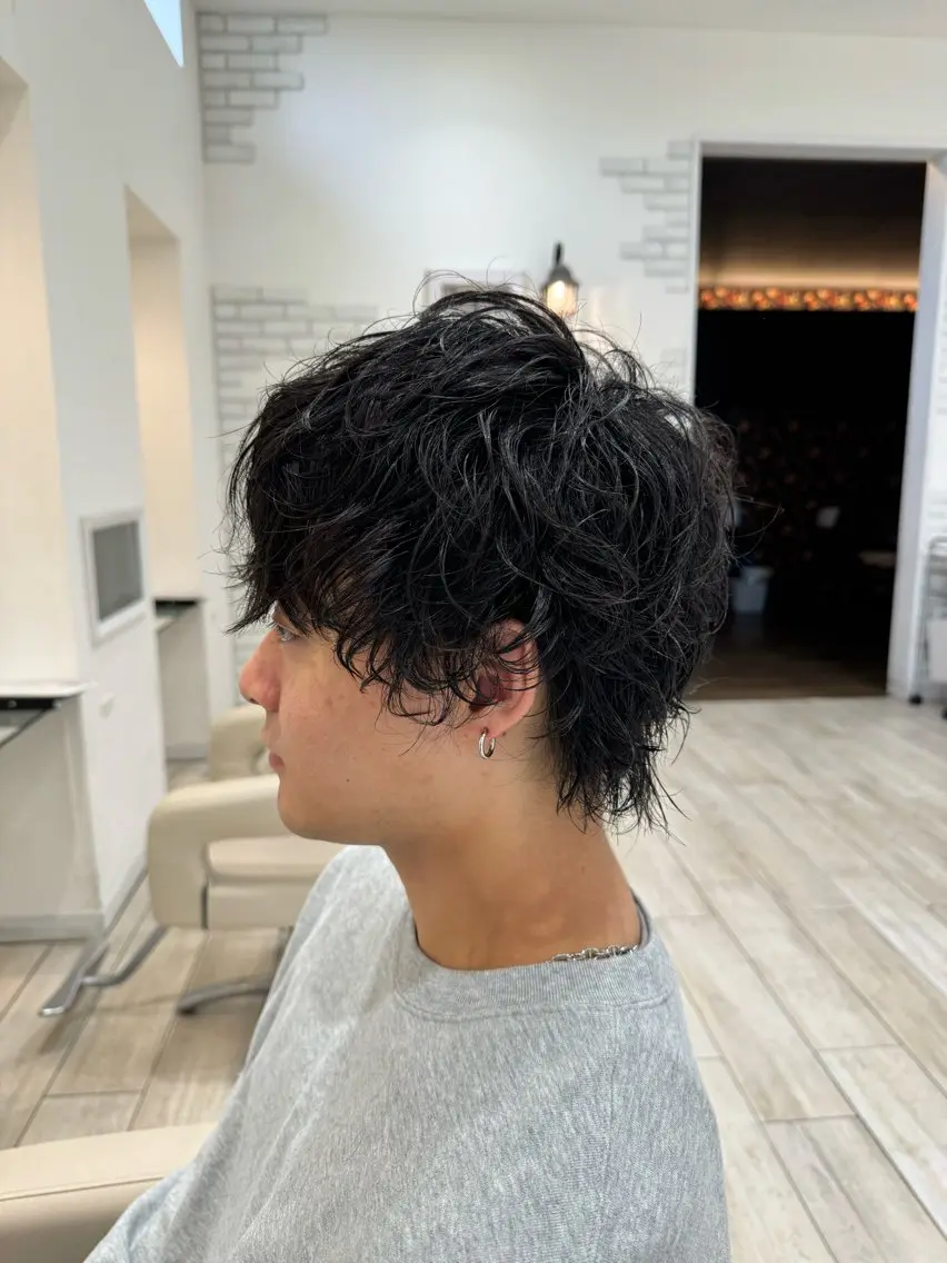 パーマ メンズ メンズパーマ メンズカットパーマ 伊藤瑠星のヘアスタイル