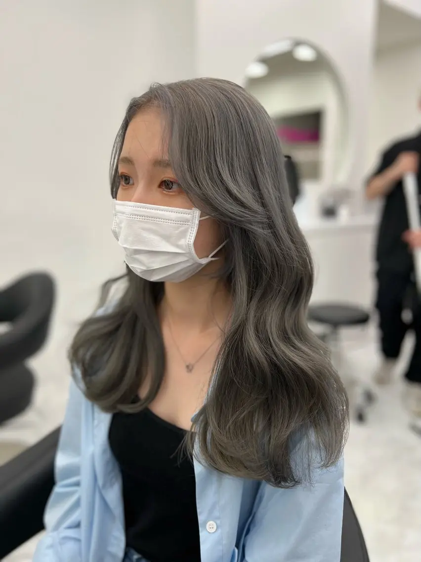 ロング カラー ヘアアレンジ カット ヘアカラー トリートメント ヘッドスパ ヘアセット 💍透明感×韓流ハイ トーン💍RYUTAのヘアスタイル