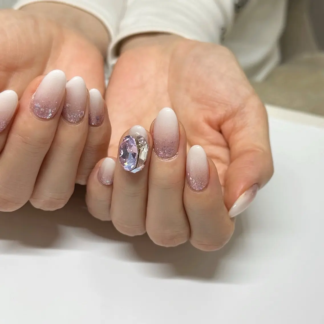 ネイル グラデーション ラメ(グリッター) シンプルネイル 春ネイル Faire MIKIのネイルデザイン
