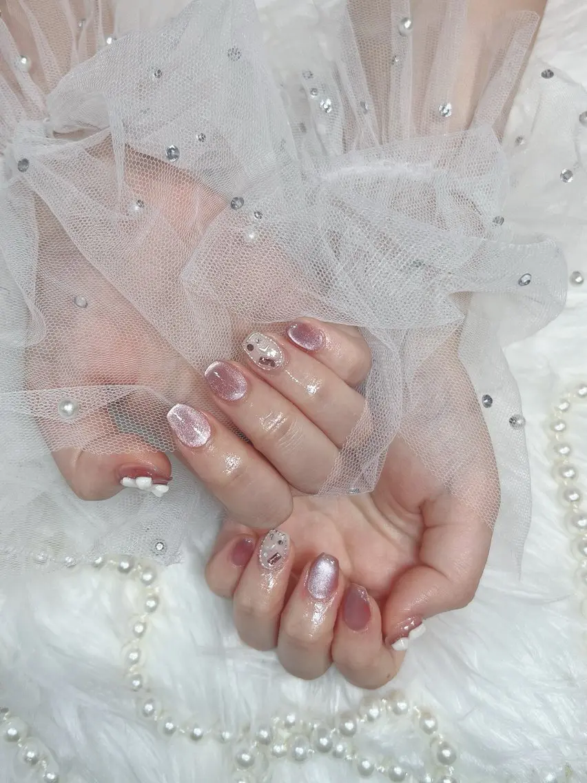 ネイル シンプルネイル ハンドネイル ハンドケア eclana🤍 sarinaのネイルデザイン