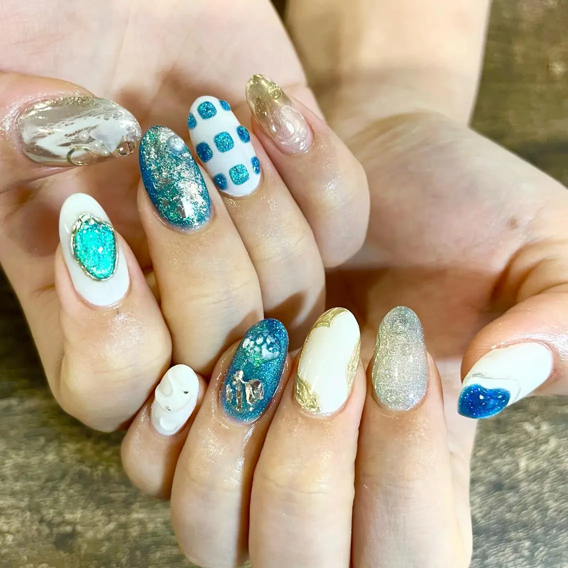 ネイル ハンドネイル Cleo伏見店🌿 Momokaのネイルデザイン