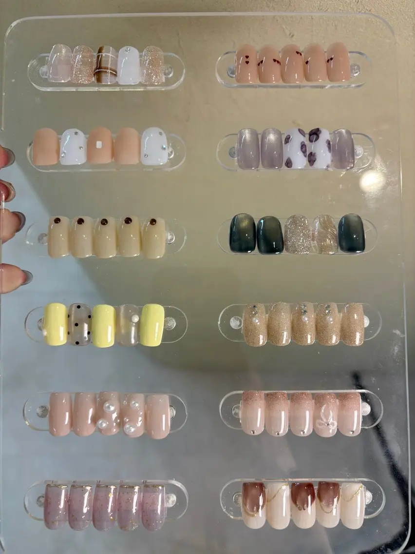 ネイル ニュアンスネイル シンプルネイル ハンドネイル Liora nail 🌙nanamiのネイルデザイン