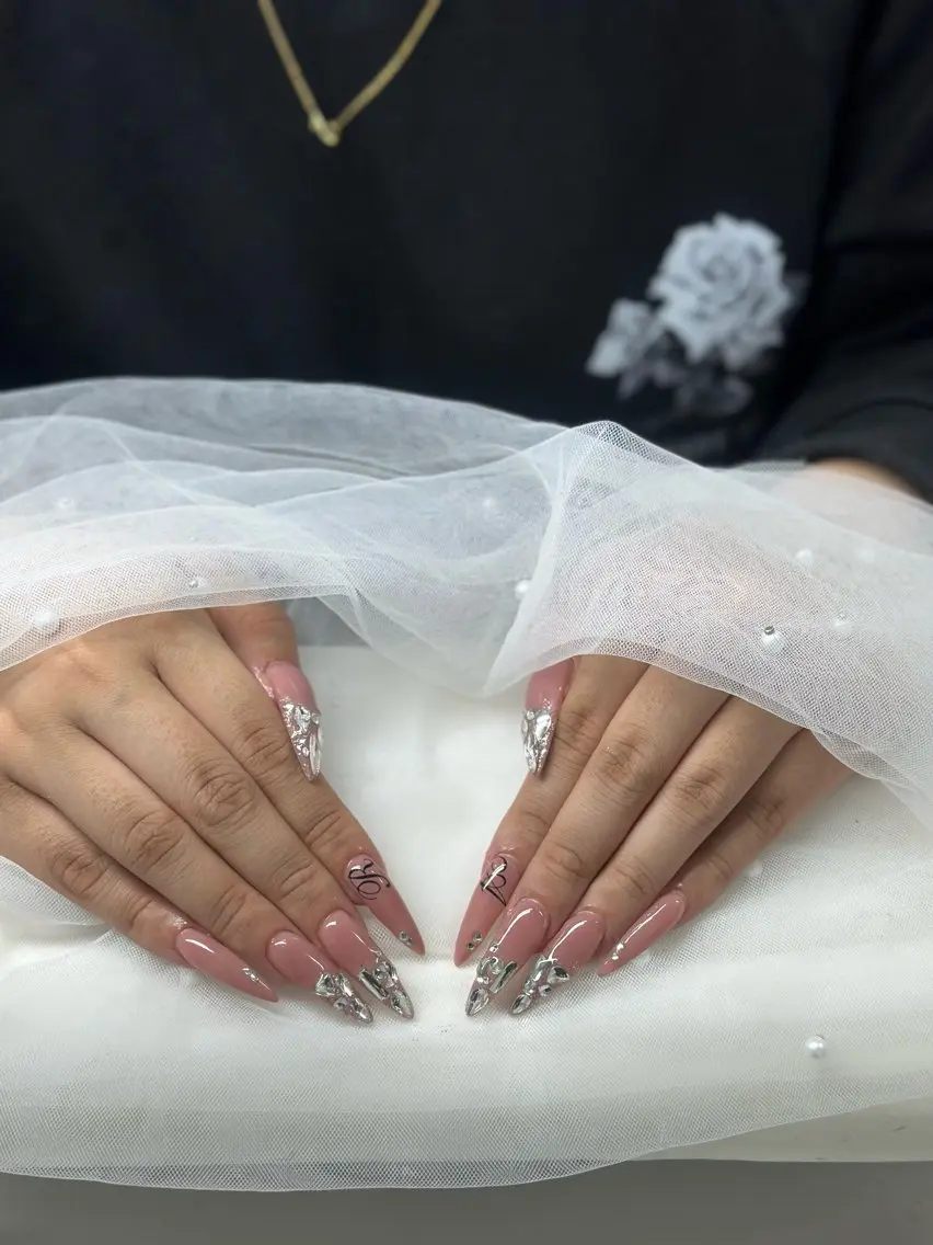 ネイル ハンドネイル R Nailのネイルデザイン