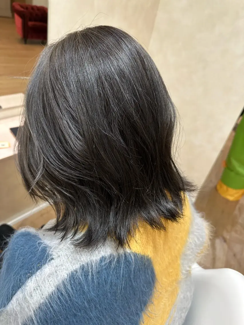 🌸 カット+明るい白髪染めカラー+うるつやコラーゲン🌸の写真