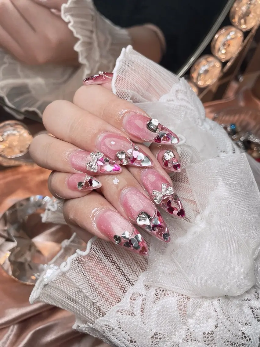 ネイル 24時まで❤︎韓国、 ワンホンネイルのネイルデザイン
