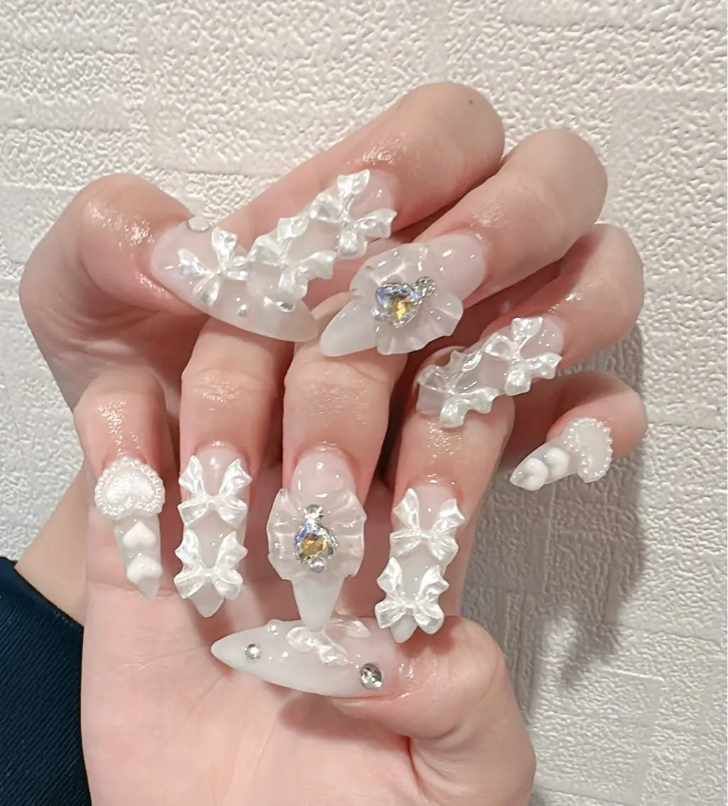 ネイル ハンドネイル Luvia harumiのネイルデザイン