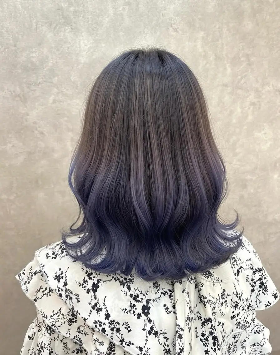 セミロング カラー ブルーカラー ブルーバイオレット グラデーションカラー バイオレットカラー 韓国風ヘア ヘアカラー トリートメント 【enil代表】 杉林和哉のヘアスタイル