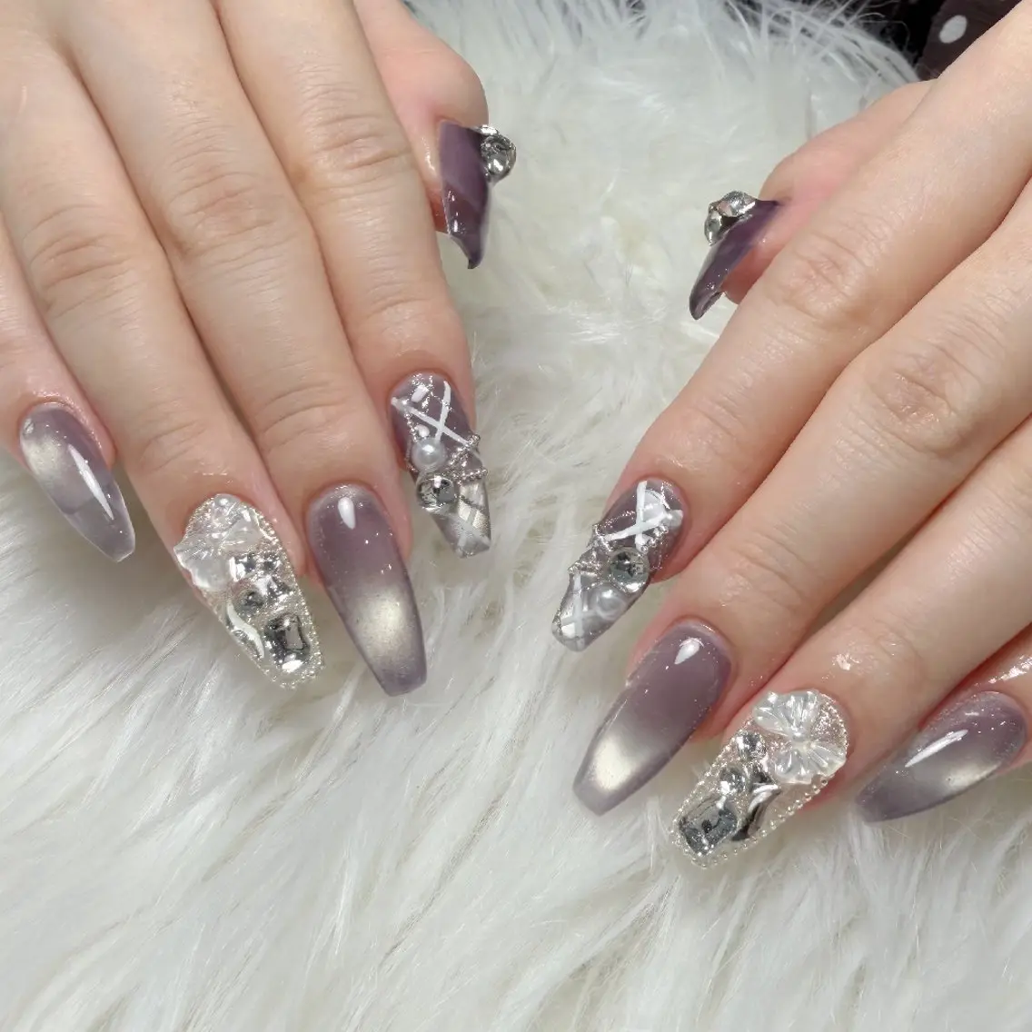 ネイル チークネイル 長さ出し フレンチネイル ジェルネイル ガーリー ハンドネイル UM Nail Salonのネイルデザイン