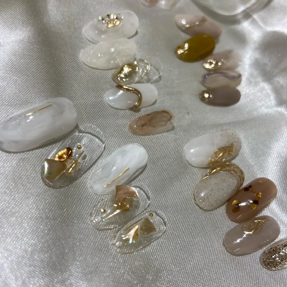 ネイル ニュアンスネイル 夏ネイル atelier es.のネイルデザイン