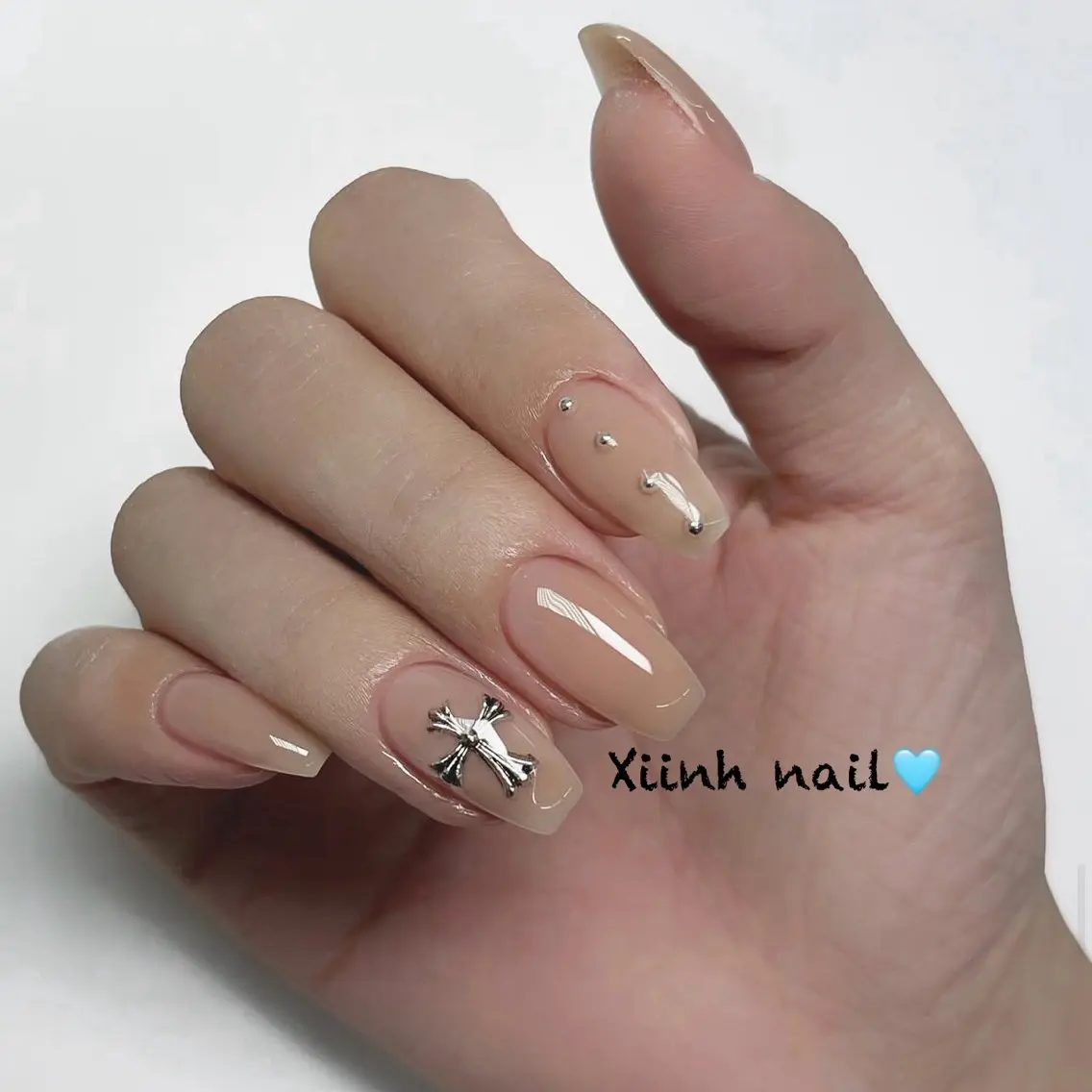 ネイル チークネイル 桜ネイル フットネイル ジェルネイル ハロウィン XIINH NAIL SALONのネイルデザイン