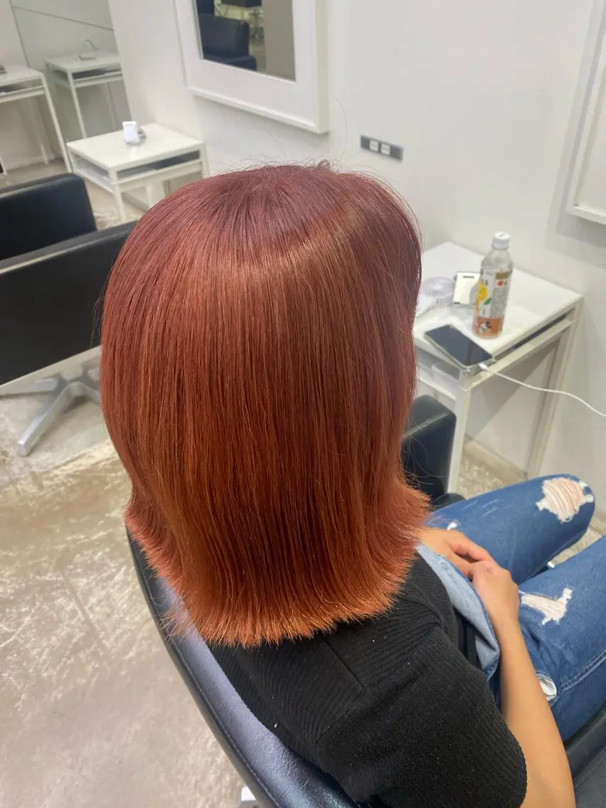 カラー ブリーチ ANY Sakiのヘアスタイル