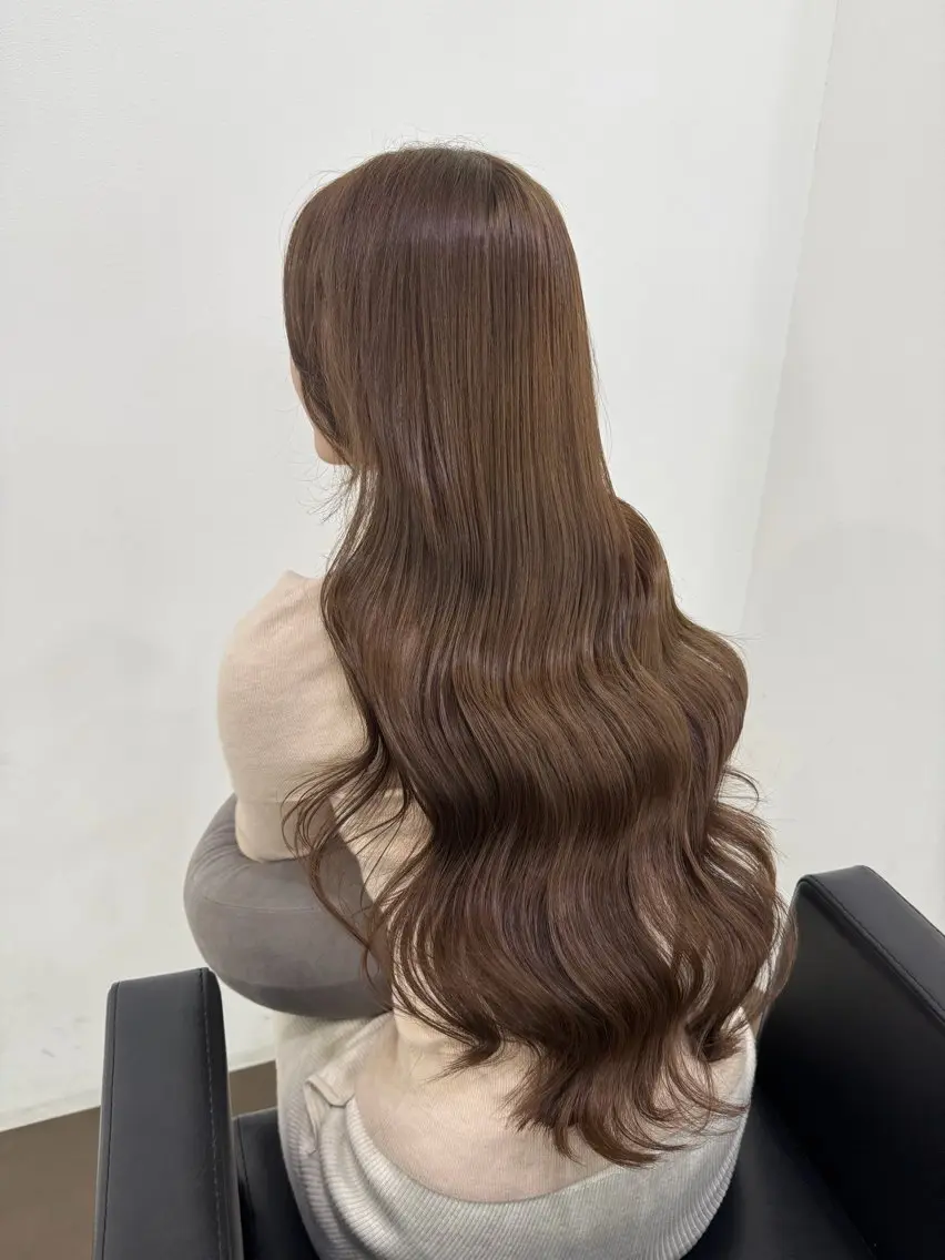 ロング ボブ くびれヘア 髪質改善 韓国風ヘア レイヤーカット 【ioe岡本】🐶 向井歩のヘアスタイル