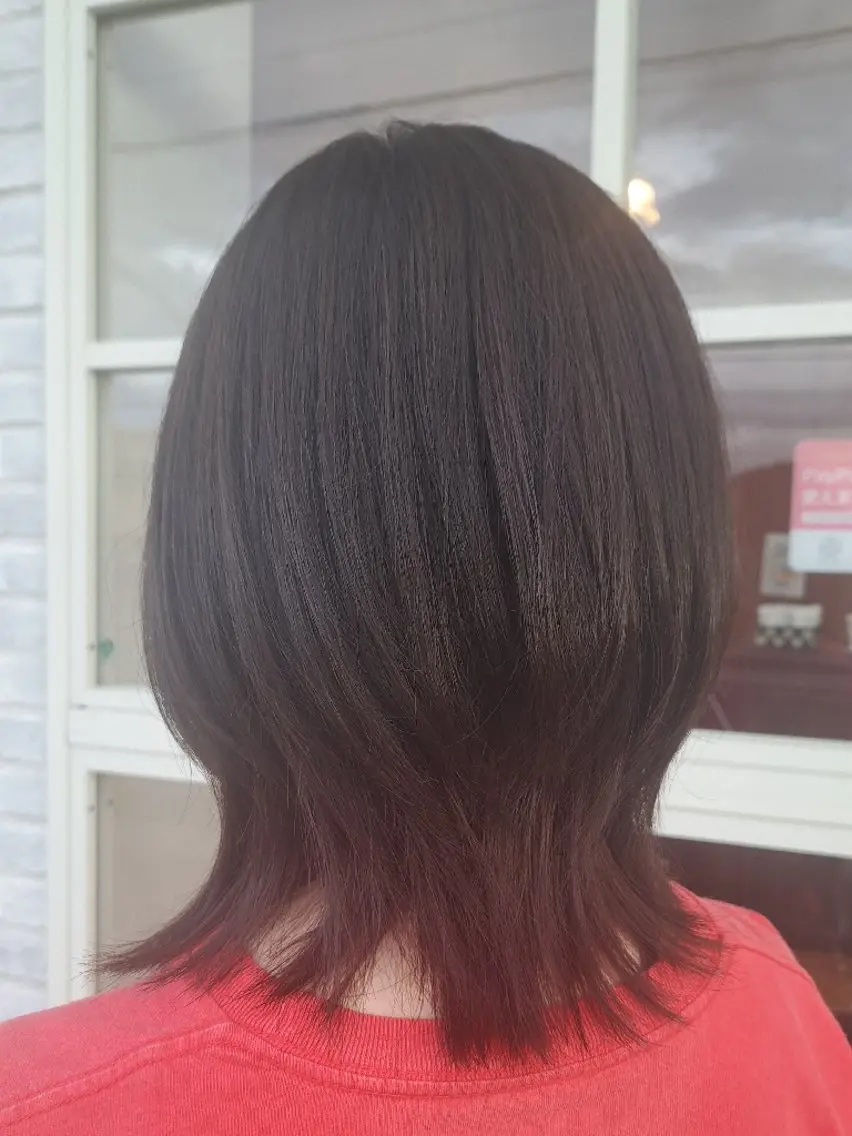 ミディアム カット ヘアカラー トリートメント 照屋 わかなのヘアスタイル