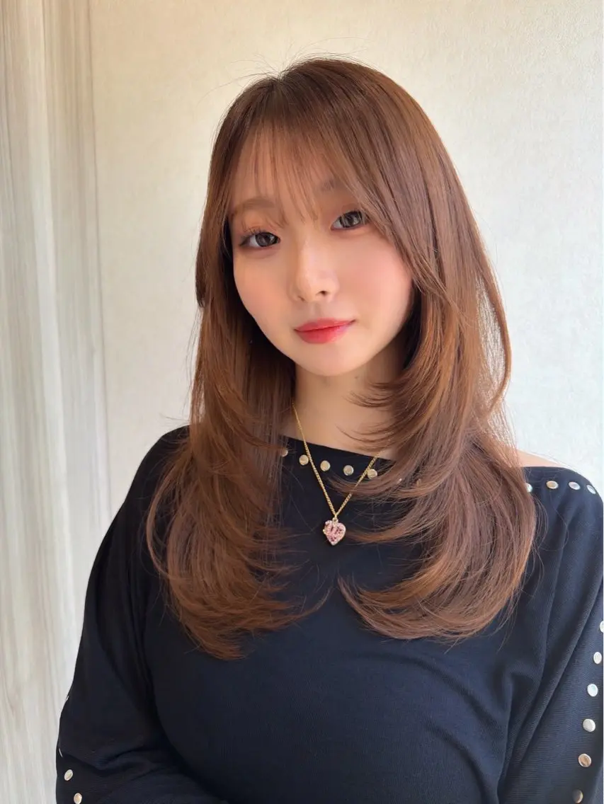 セミロング 恒川 舞衣のヘアスタイル