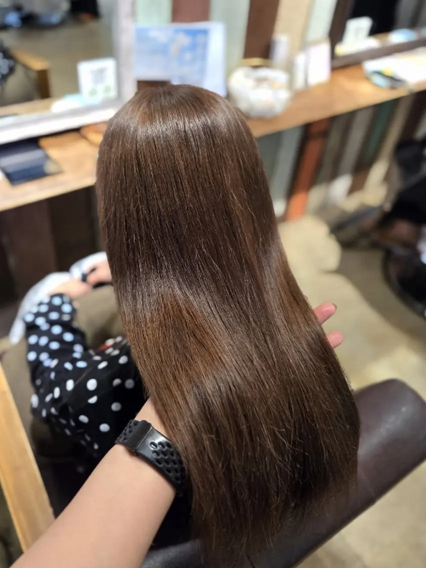 セミロング 谷岡 沙也佳のヘアスタイル