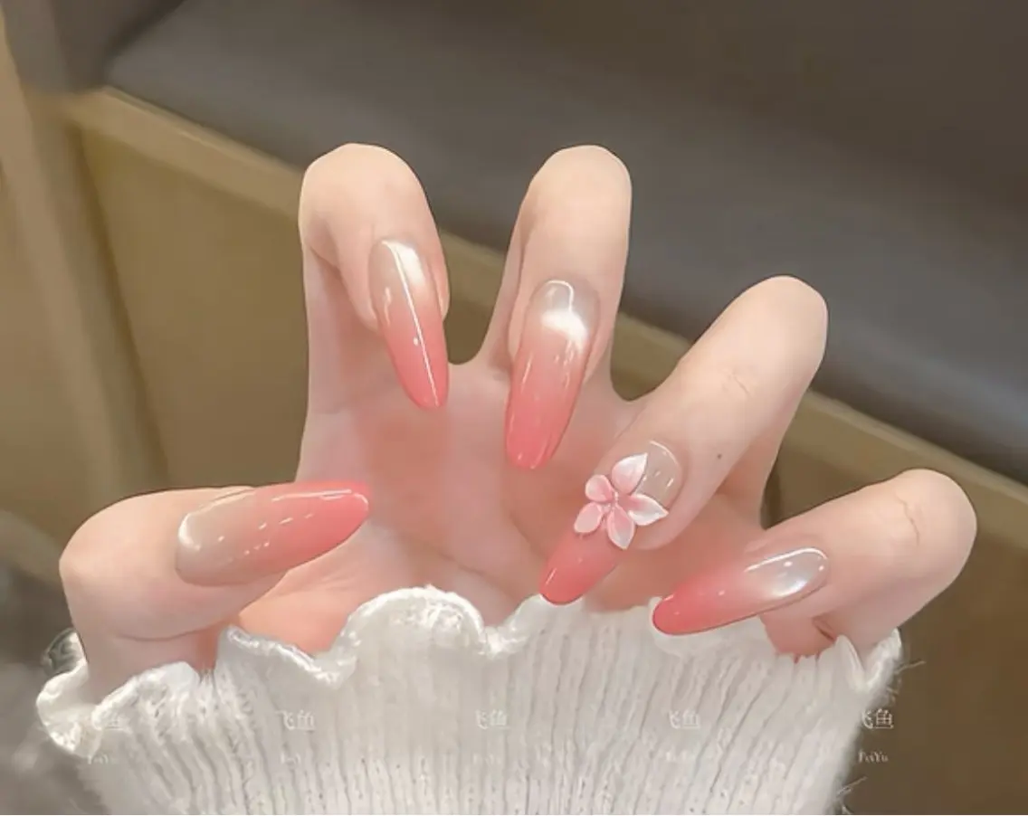 ネイル ハンドネイル H3 Nail Miniのネイルデザイン