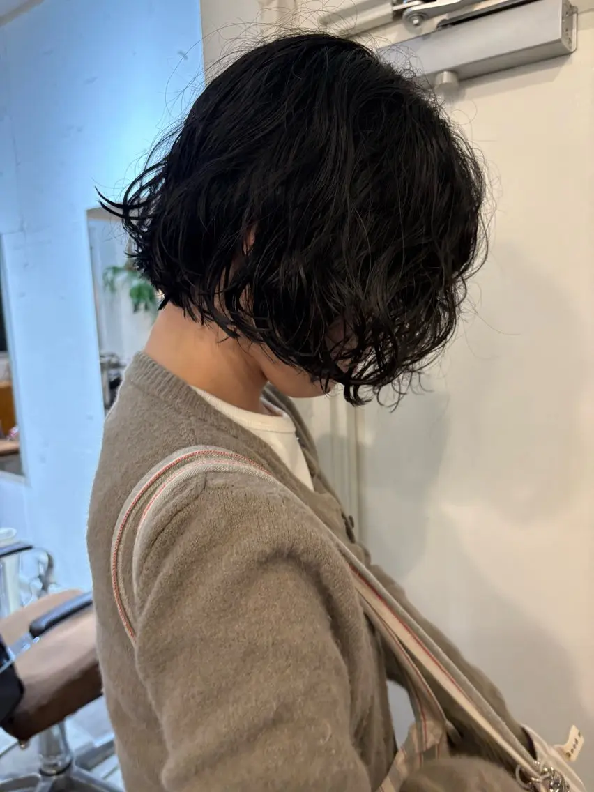 ショート パーマ ✴︎UNU ✴︎モエカのヘアスタイル