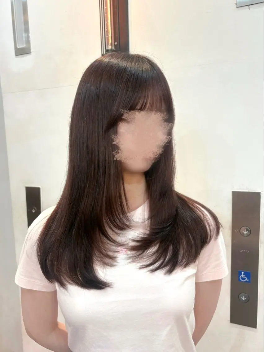 ロング 顔周りカット レイヤーカット 似合わせカット カット/ハイトーン まなみ🤍のヘアスタイル