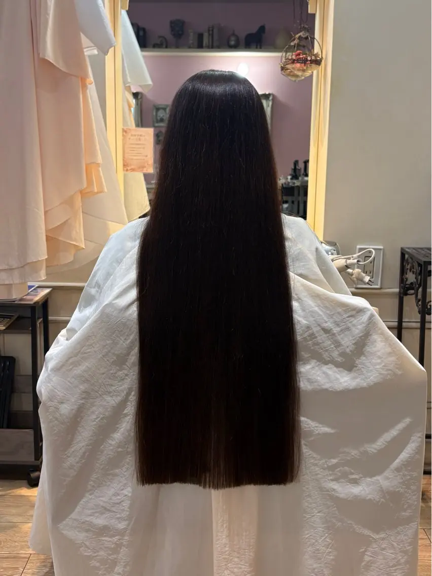 ロング Plaatje 響のヘアスタイル