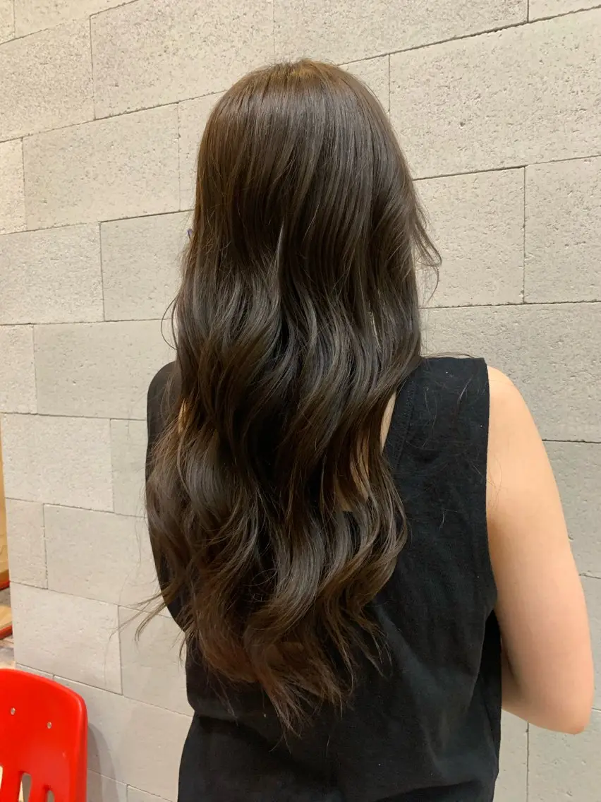 ロング ロング カワサキ マホのヘアスタイル