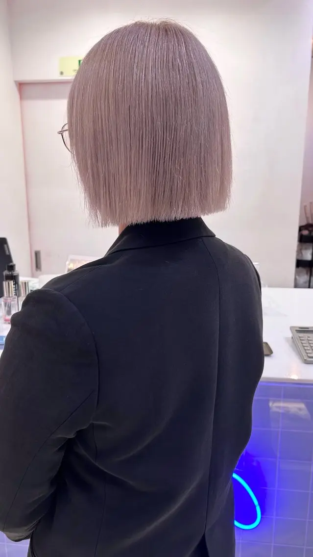 ショート カラー カット ヘアカラー レイン🌏🌱 似合わせ/ハイトーンのヘアスタイル