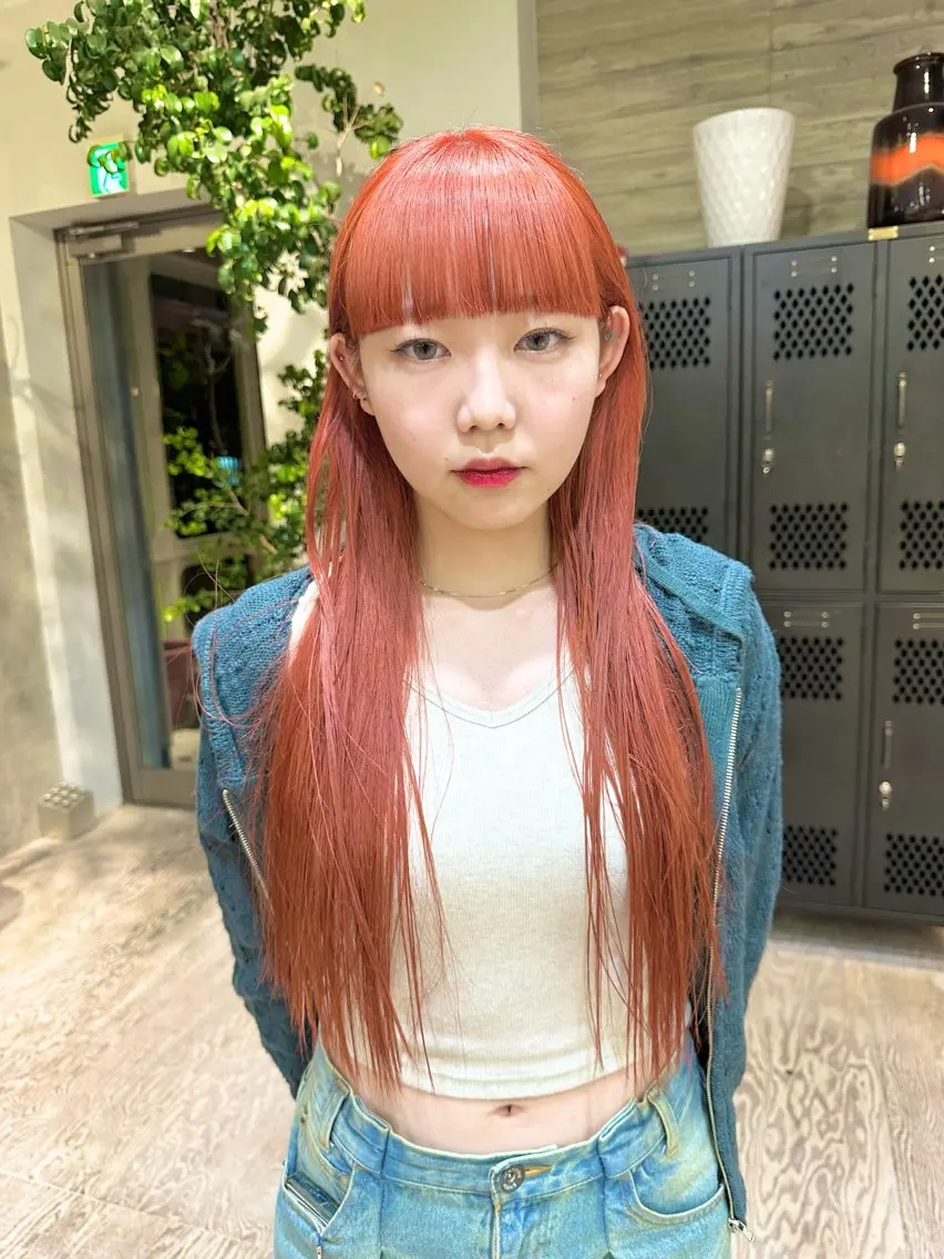 ロング カラー ヘアカラー トリートメント kai .のヘアスタイル