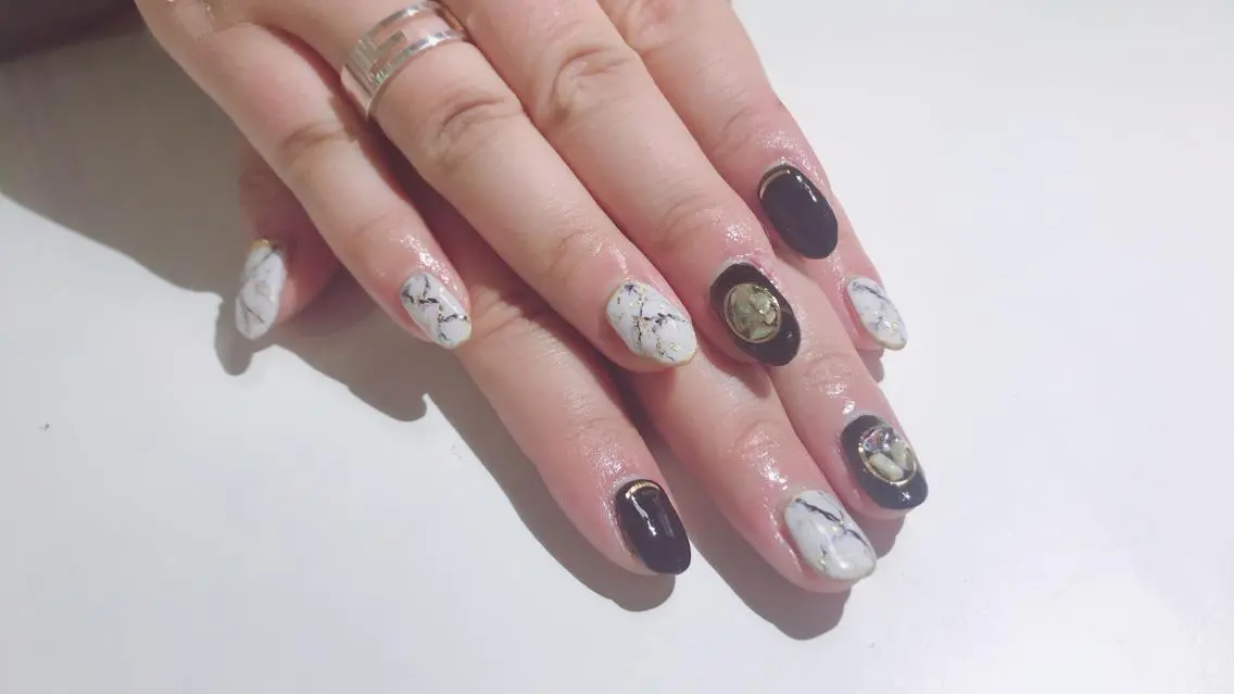 ネイル 大理石ネイル(マーブル) Flam Nailのネイルデザイン