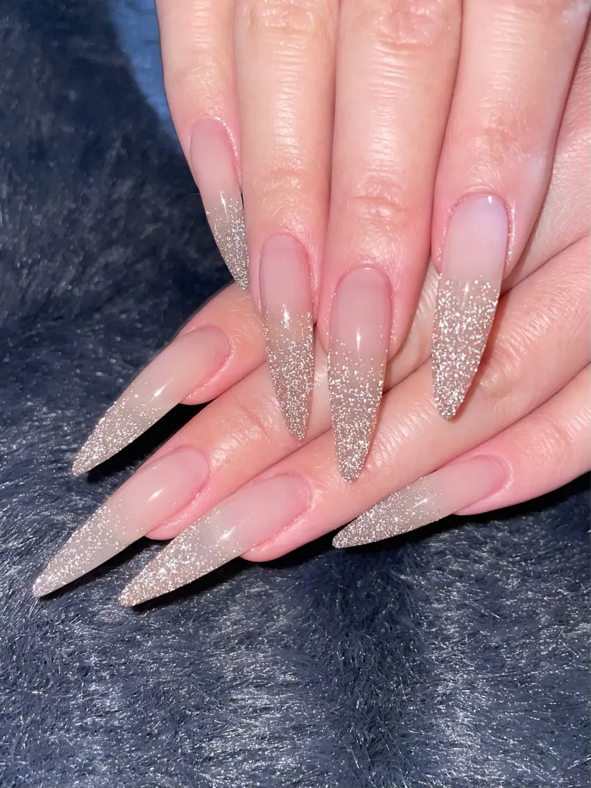 ハンドネイル【初回オフ込み！】グラデーション🎀の写真