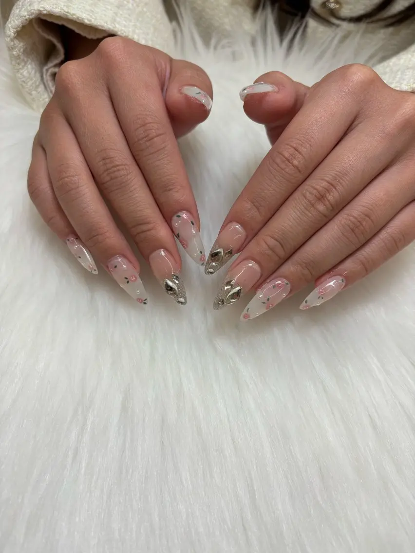💅🏻♥️10本長さだし【プロのネイリストによるモデル価格】持ち込みデザイン可能/パーツつけ放題/ジェルオフ無料の写真