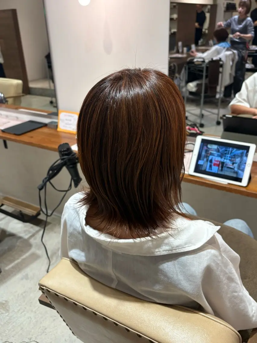 ミディアム ヘアカラー 藤本 梨那のヘアスタイル