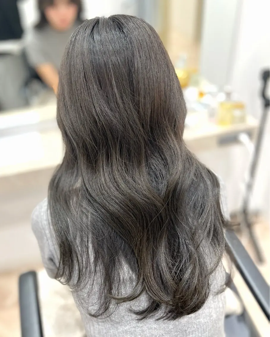 ロング カラー グレージュ オリーブグレージュ オリーブグレー ヘアカラー 縮毛矯正 顔まわり職人🇰🇷 韓国ヘア/KAITOのヘアスタイル