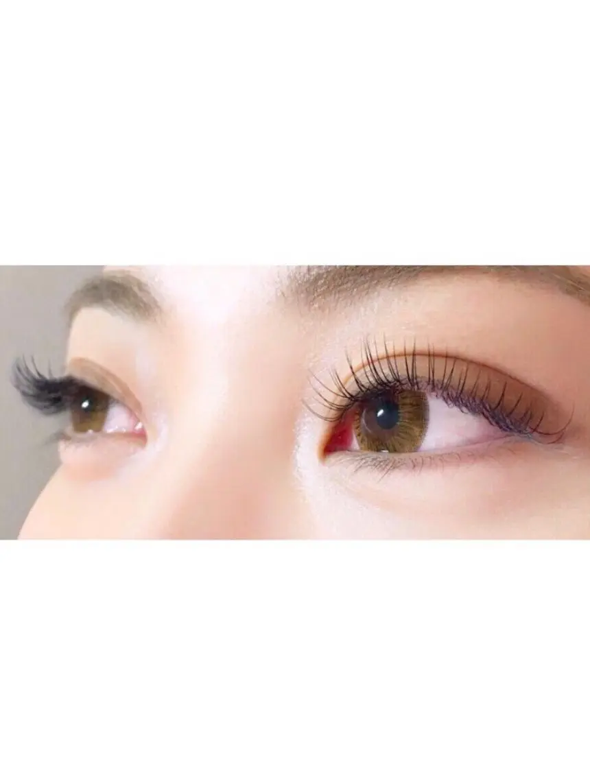 《フラットラッシュ140本つけ放題》の写真