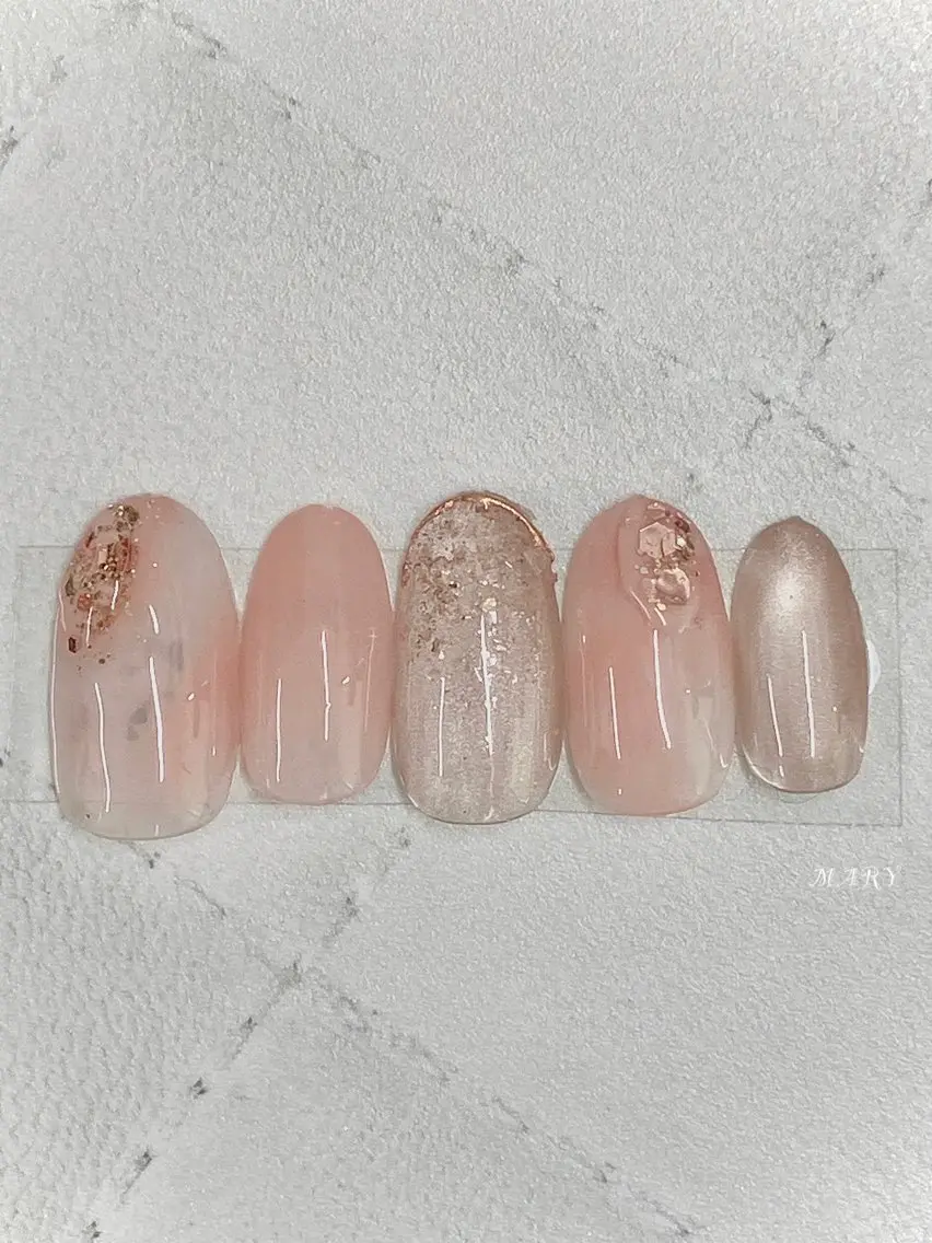ネイル マグネットネイル ニュアンスネイル ピンク 春ネイル ハンドネイル Mary nail .narumiのネイルデザイン