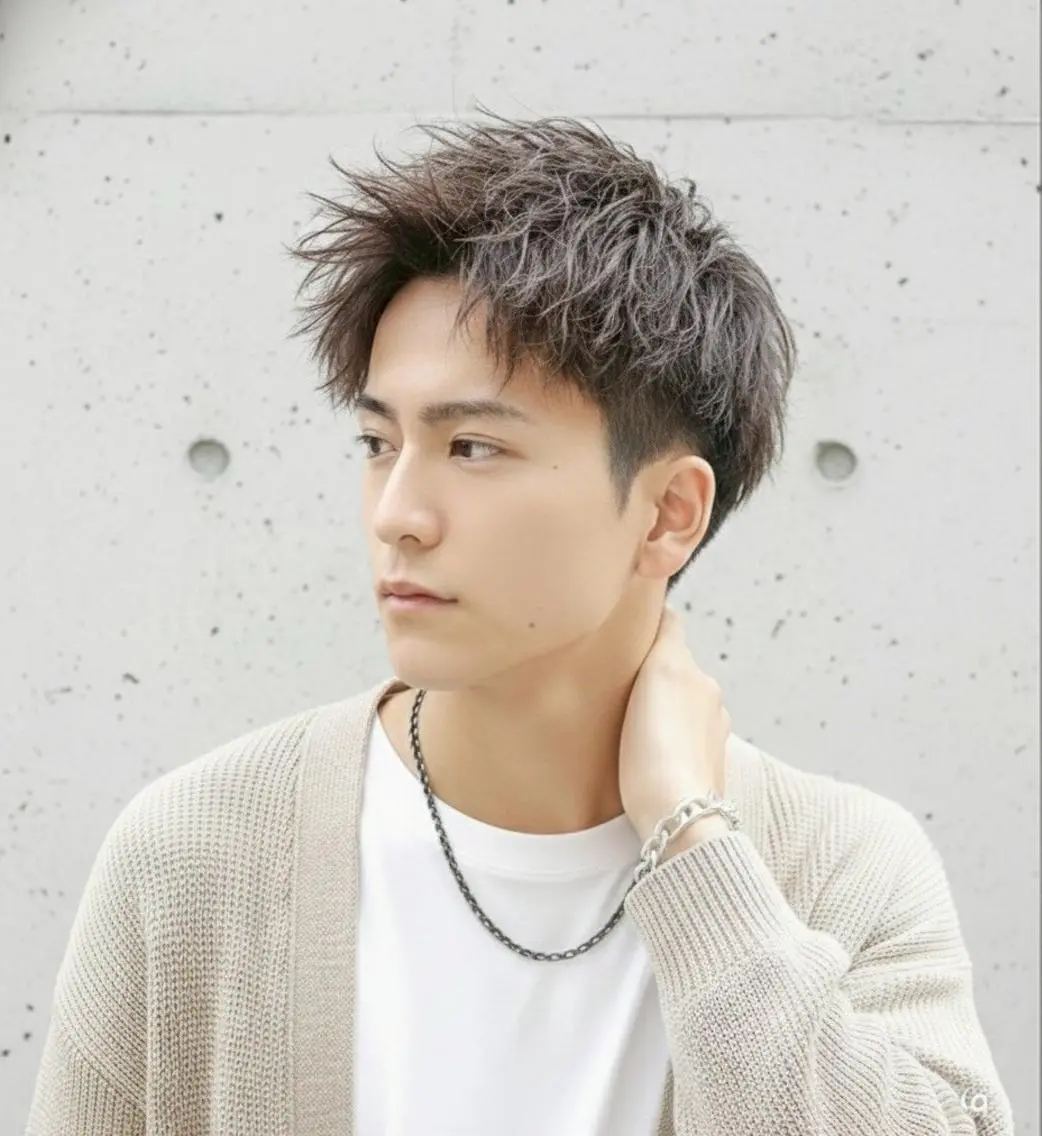 【メンズ限定】🌿カット+カラー＋【ReFa】マイクロバブル＋《頭皮ケアor眉カット付き》🌿の写真