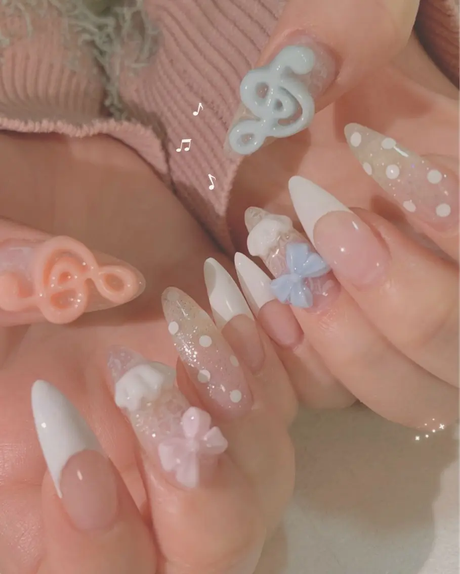 ネイル Chiot ( シオ )のネイルデザイン