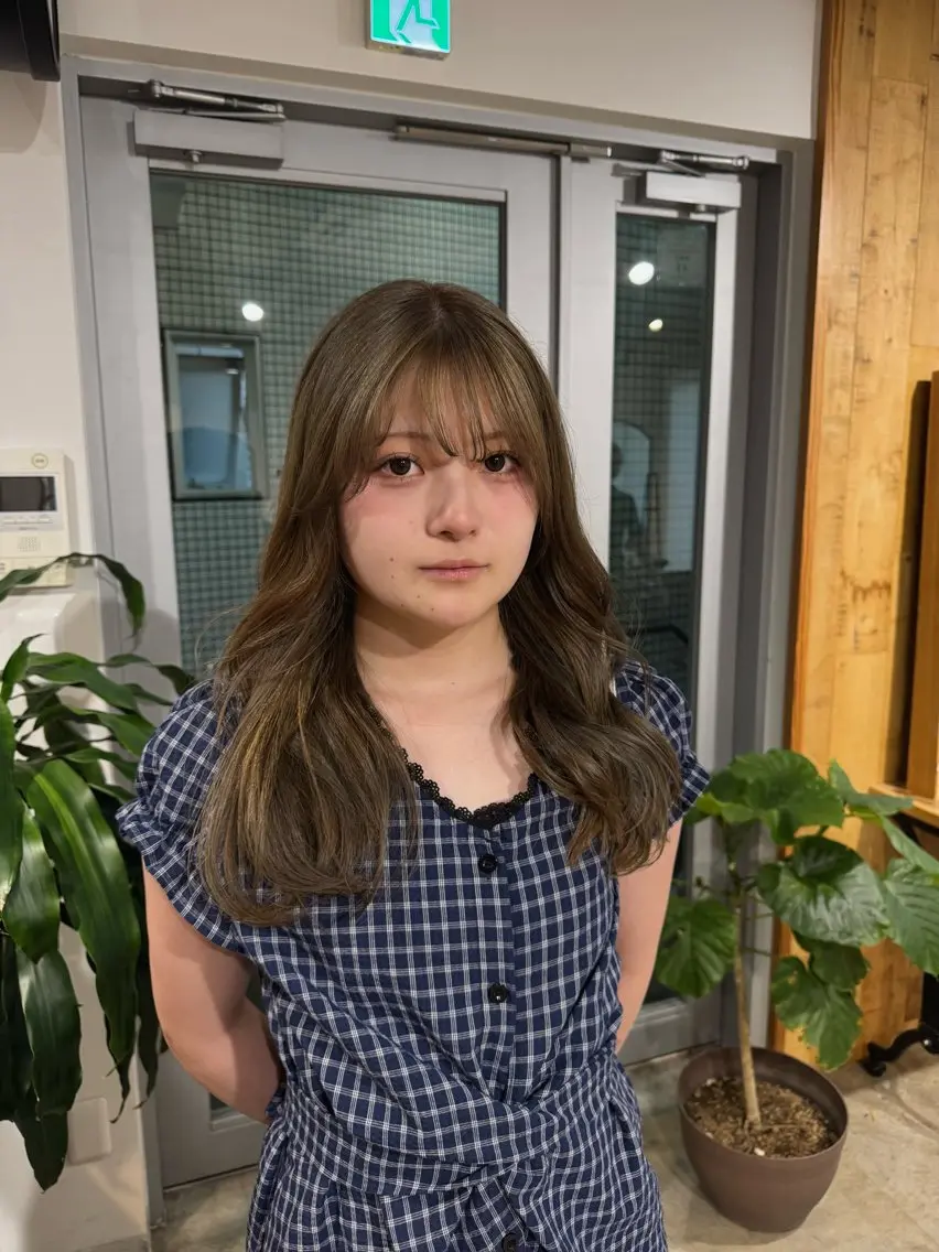 ミニモ学割|U24 夏のイメチェンに🌞ブリーチカラー➕カット➕1step TR🛁(メンズも◎)の写真