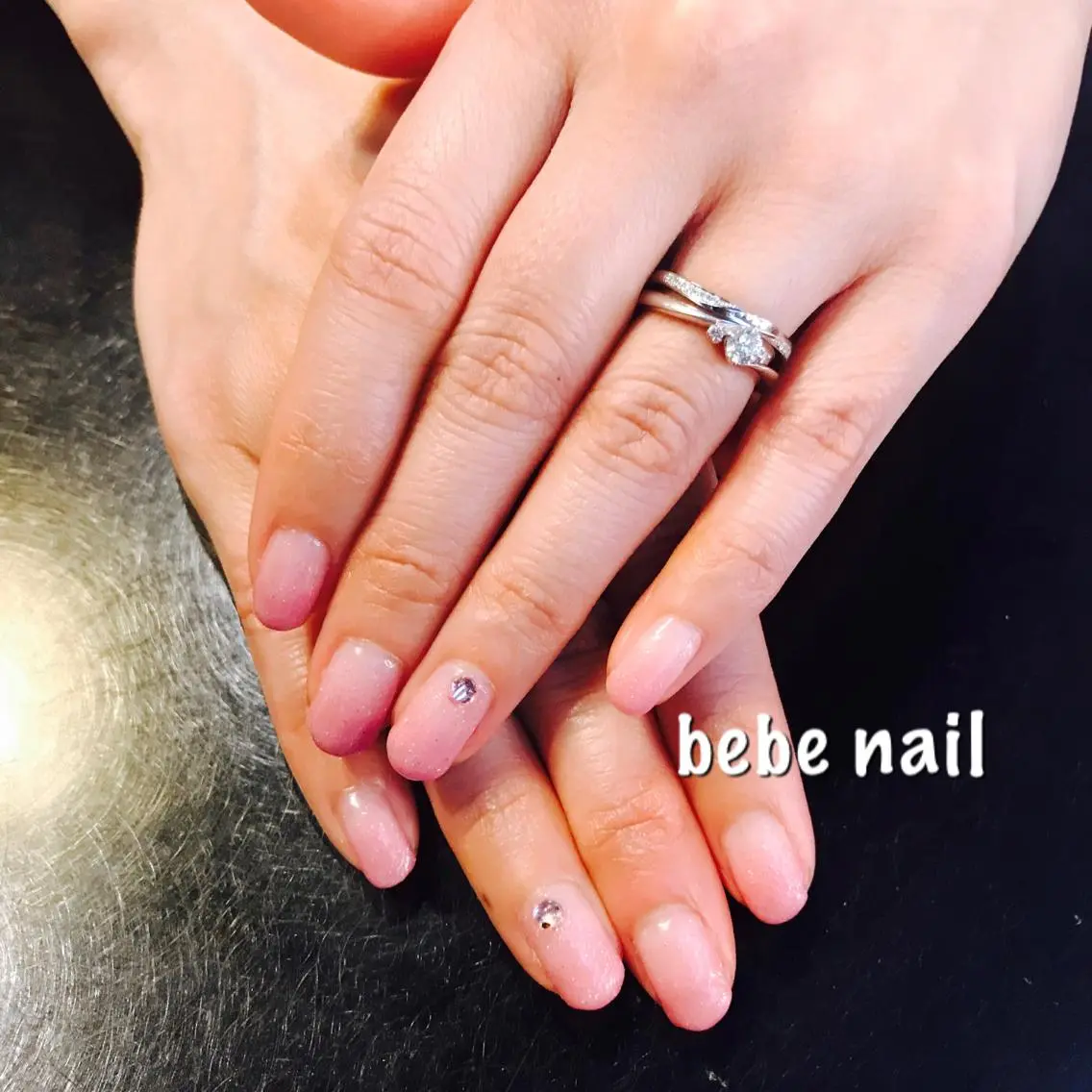ネイル ジェルネイル グラデーション パラジェル Ann nailのネイルデザイン
