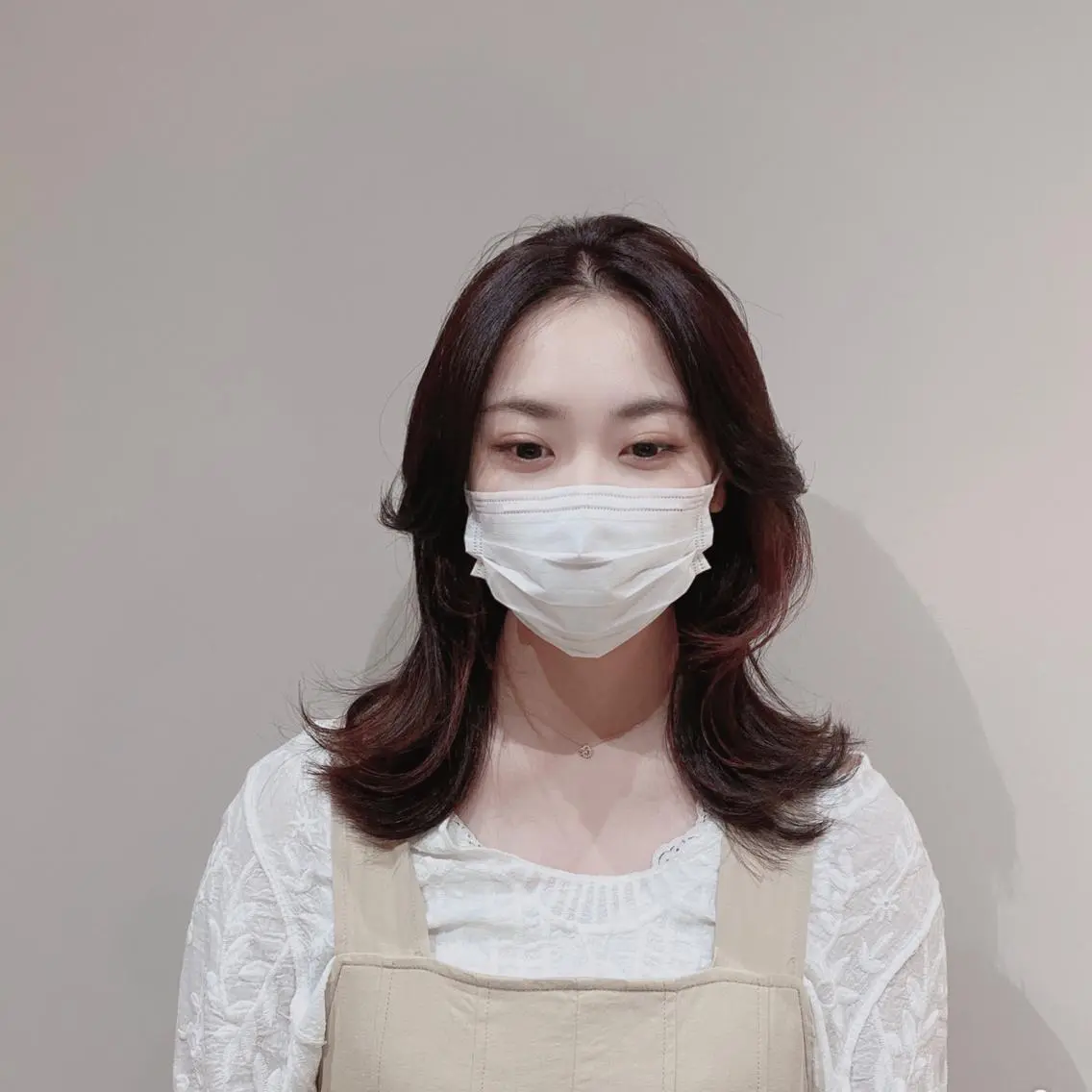ミディアム カット ヘアカラー トリートメント パーソナルカラー lapiax阿部のヘアスタイル