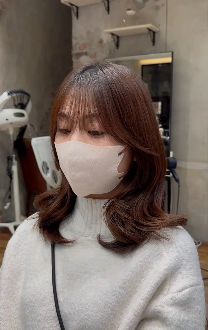 セミロング 銀座/レイヤー 顔周りカット溝手優太のヘアスタイル