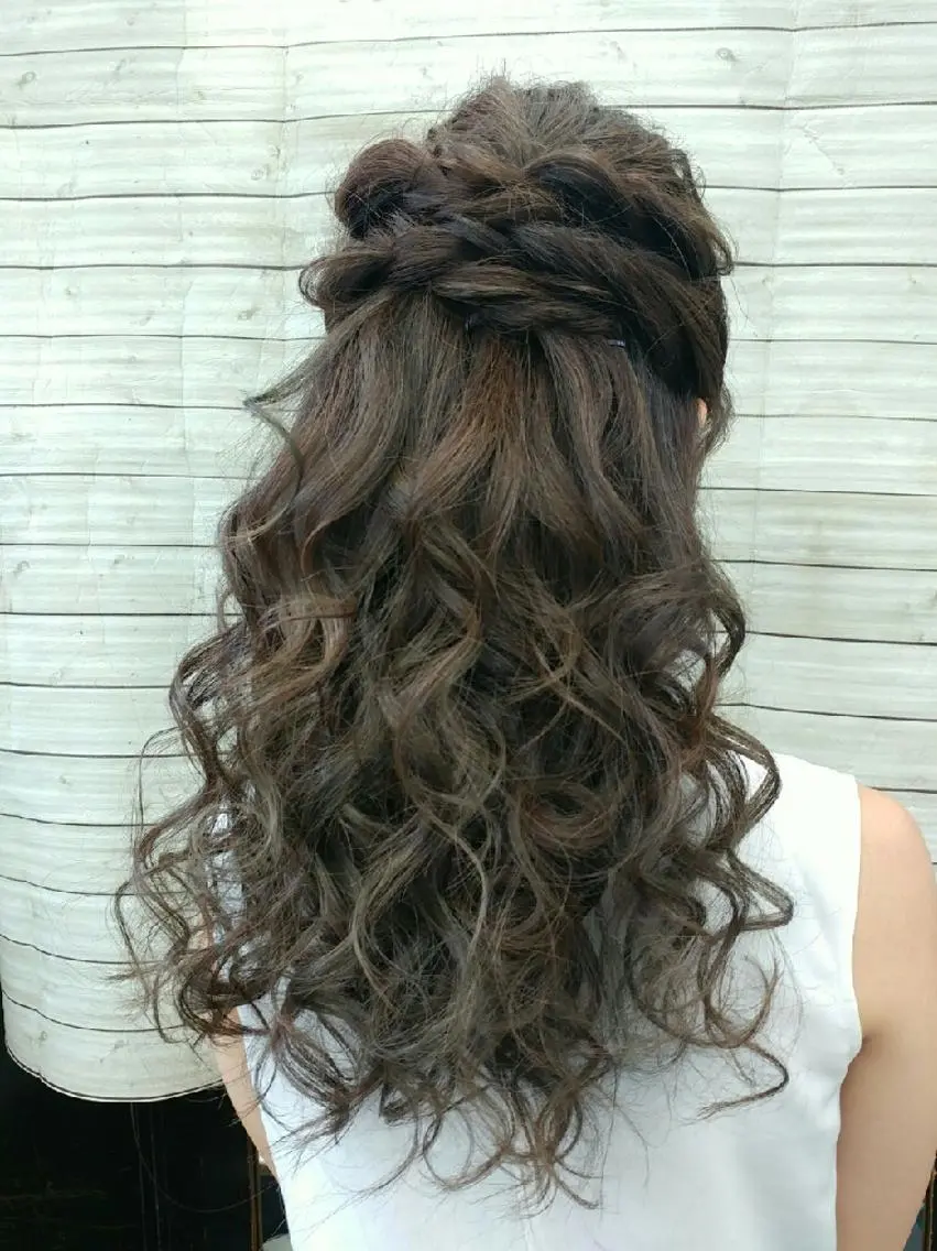 ヘアセット(11時以降)の写真