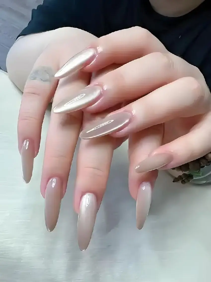 ネイル ヒナタ ミホのネイルデザイン