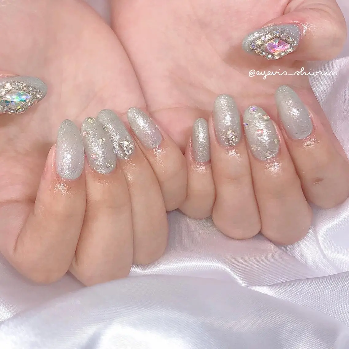 ネイル ROWnail Shioneのネイルデザイン