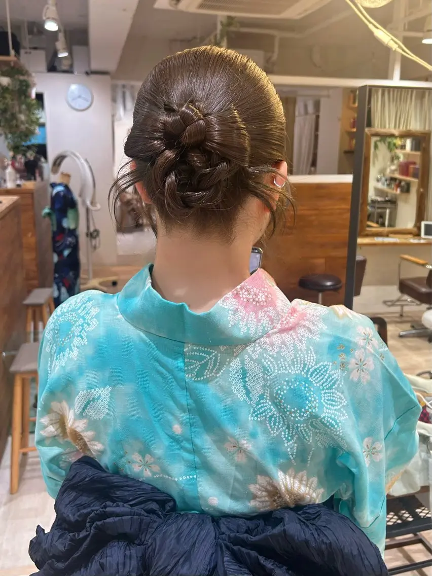 セミロング ヘアアレンジ ヘアセット マツエク/パーマ /カラー🎀ヒカルのマツエク・マツパデザイン