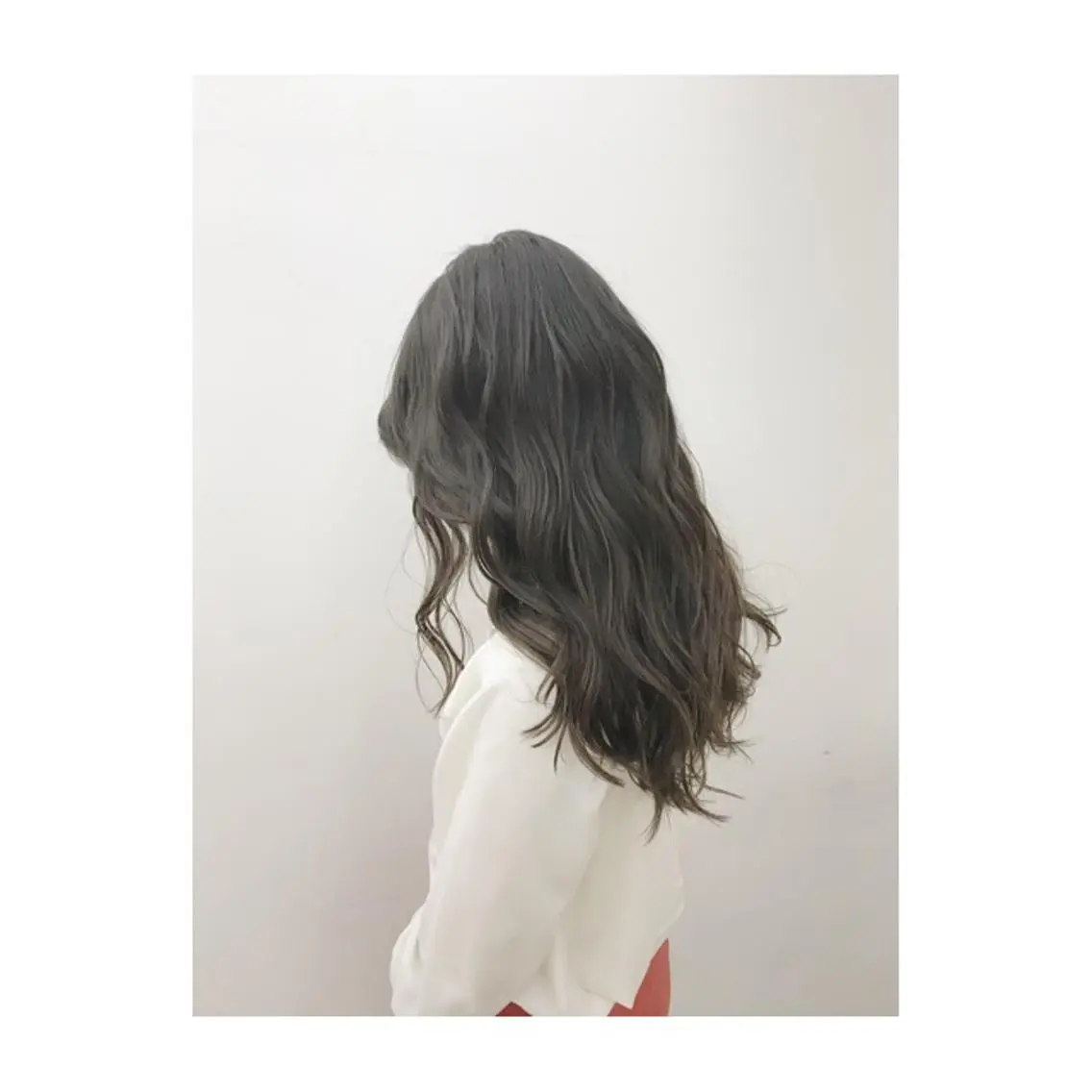 セミロング カラー 永岡 鉄平のヘアスタイル